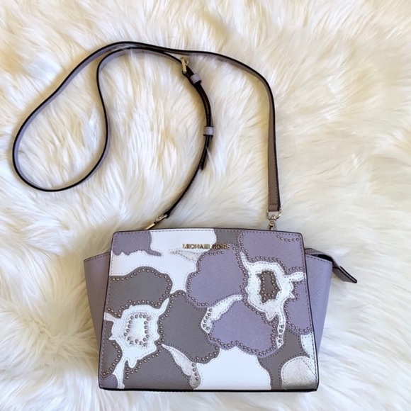 Michael Kors Handbags - Michael Kors Lilac Embellished Selma Crossbody Bag